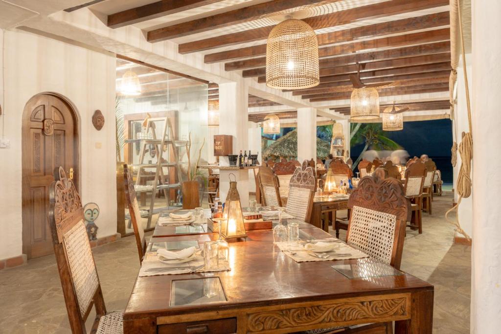 dal travel Waterlovers Beach Resort