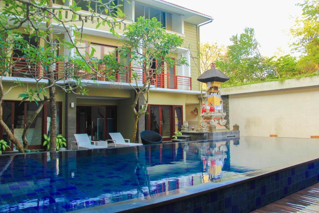 Transera Kamini Legian