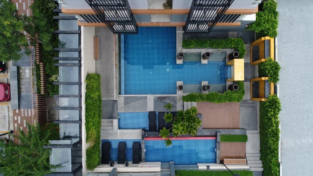 The Grass Serviced Suites