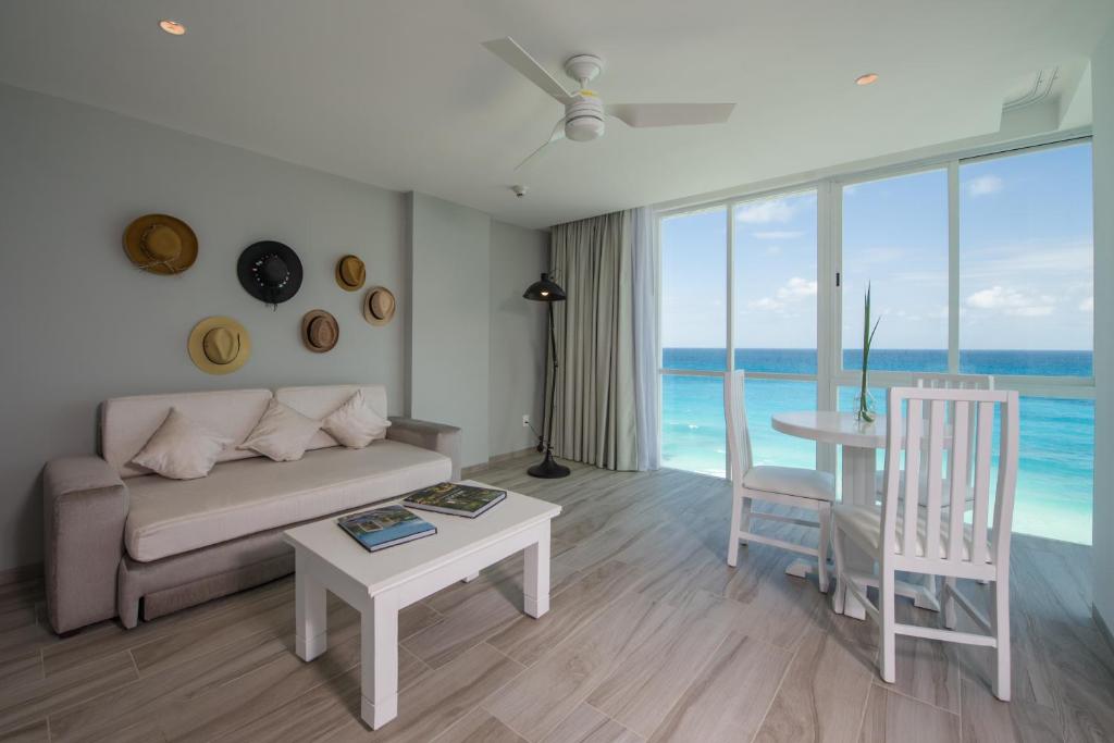 dal travel Oleo Cancun Playa All Inclusive Resort