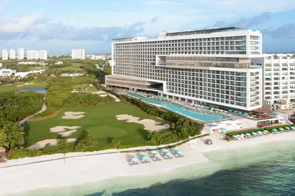 dal travel Dreams Vista Cancun Golf & Spa Resort
