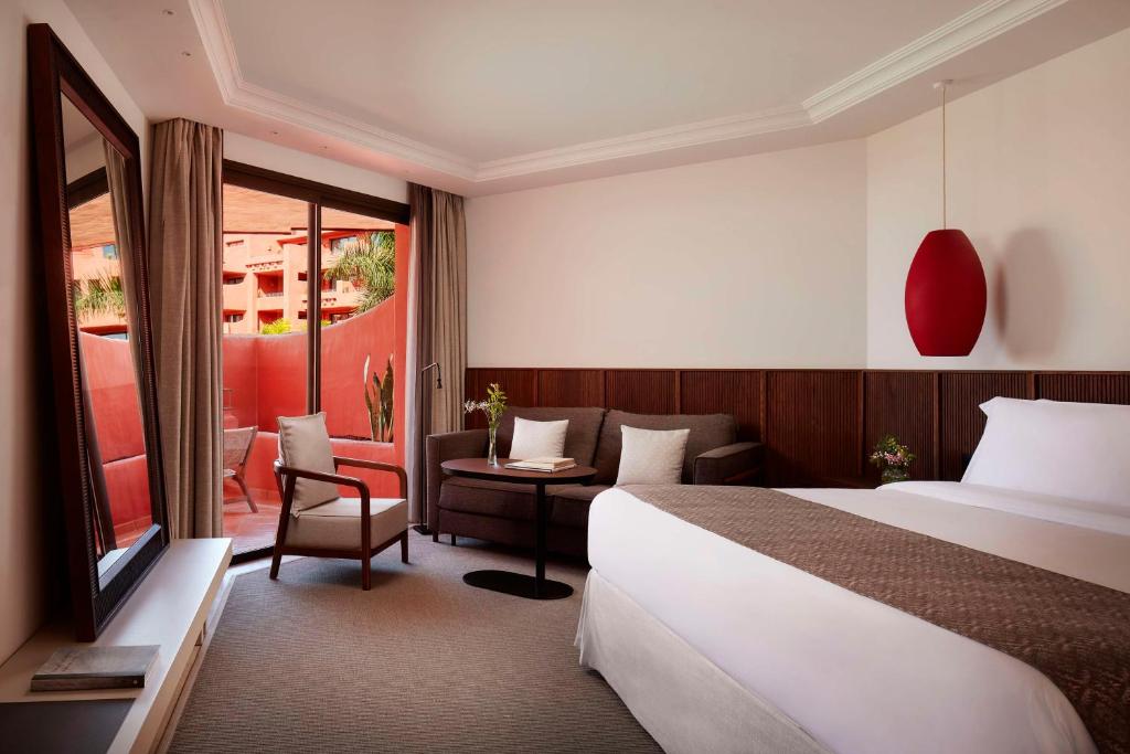 Tivoli La Caleta Tenerife Resort