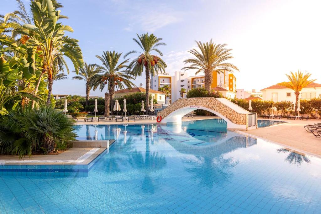 Seagull Hotel Apartments