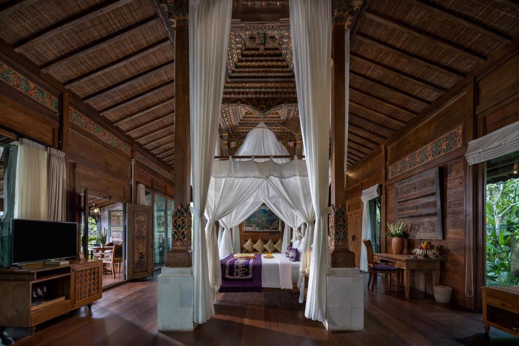 dal travel Pramana Watu Kurung Resort