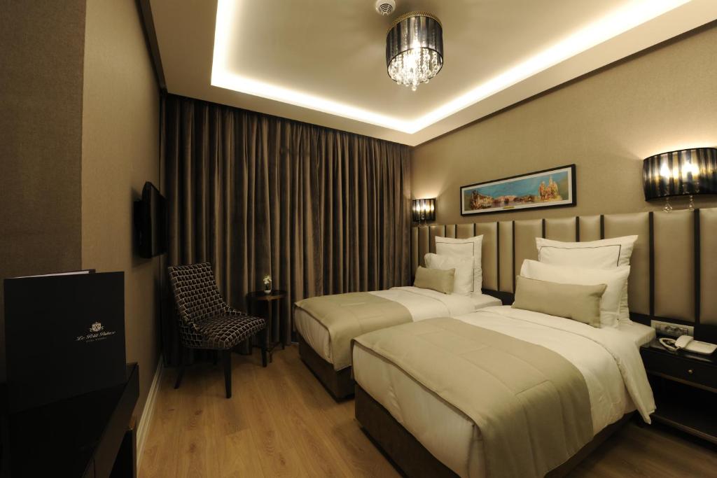 Le Petit Palace Hotel