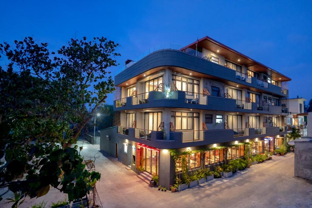 Ayala Ocean View Hotel