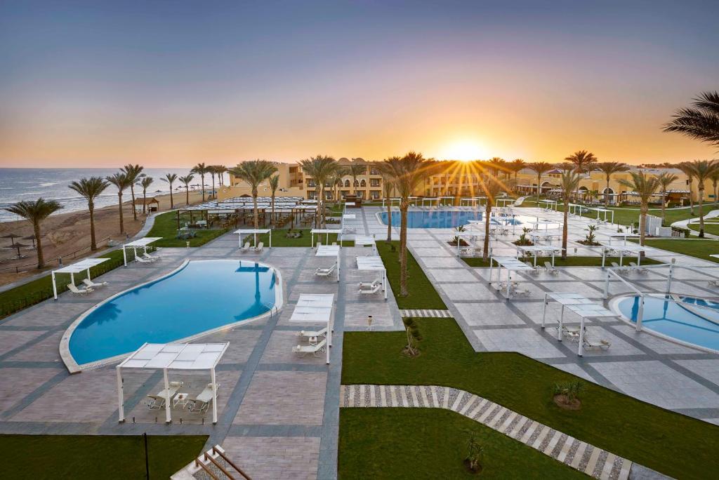 dal travel Jaz Lamaya Resort