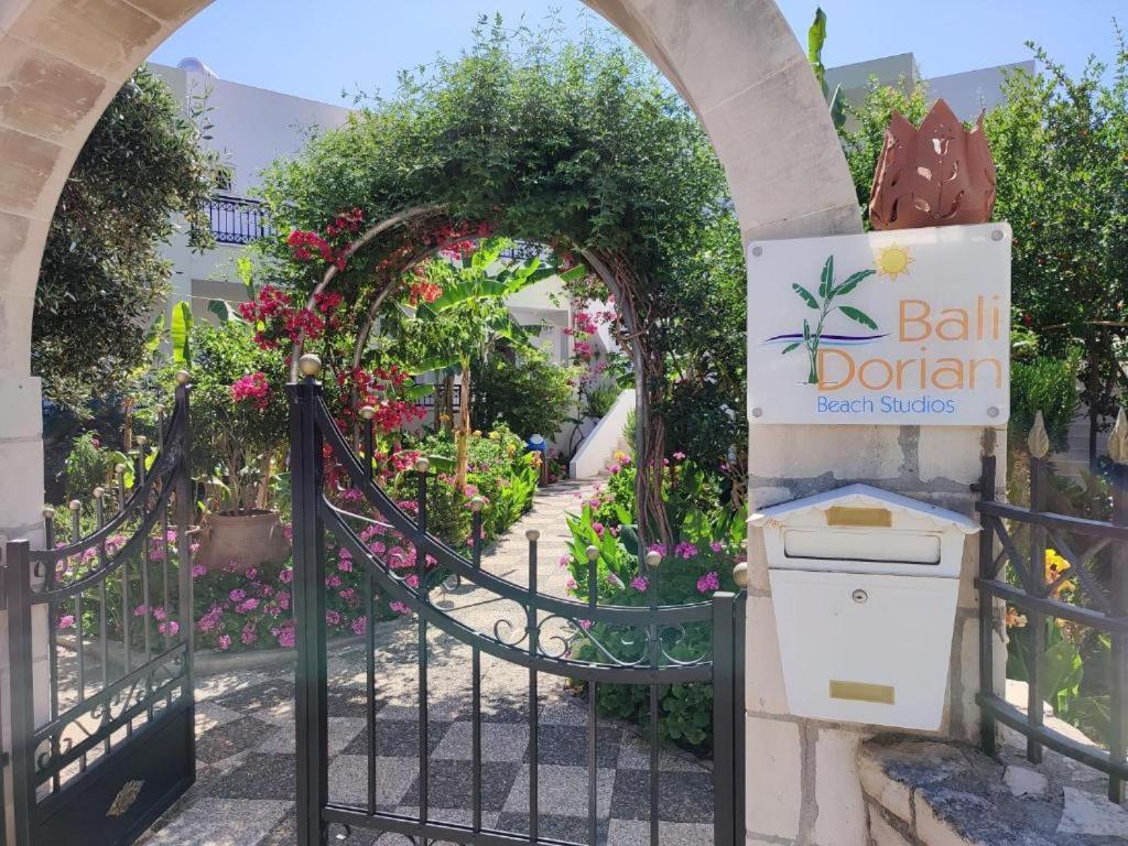 Dorian Bali Apartments