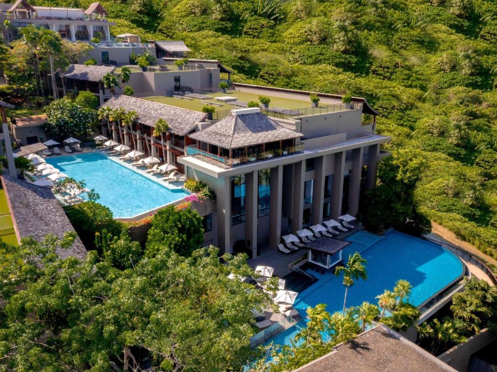 Avista Hideaway Patong Resort & Spa
