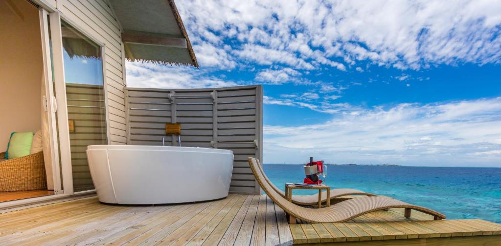 Centara Ras Fushi Resort