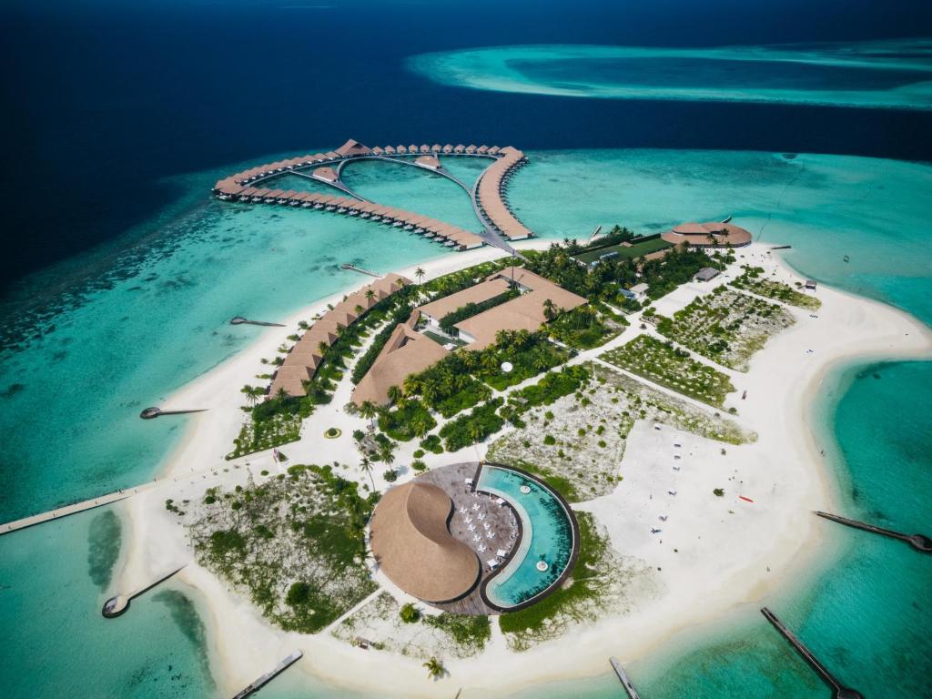 Cinnamon Velifushi Resort Maldives