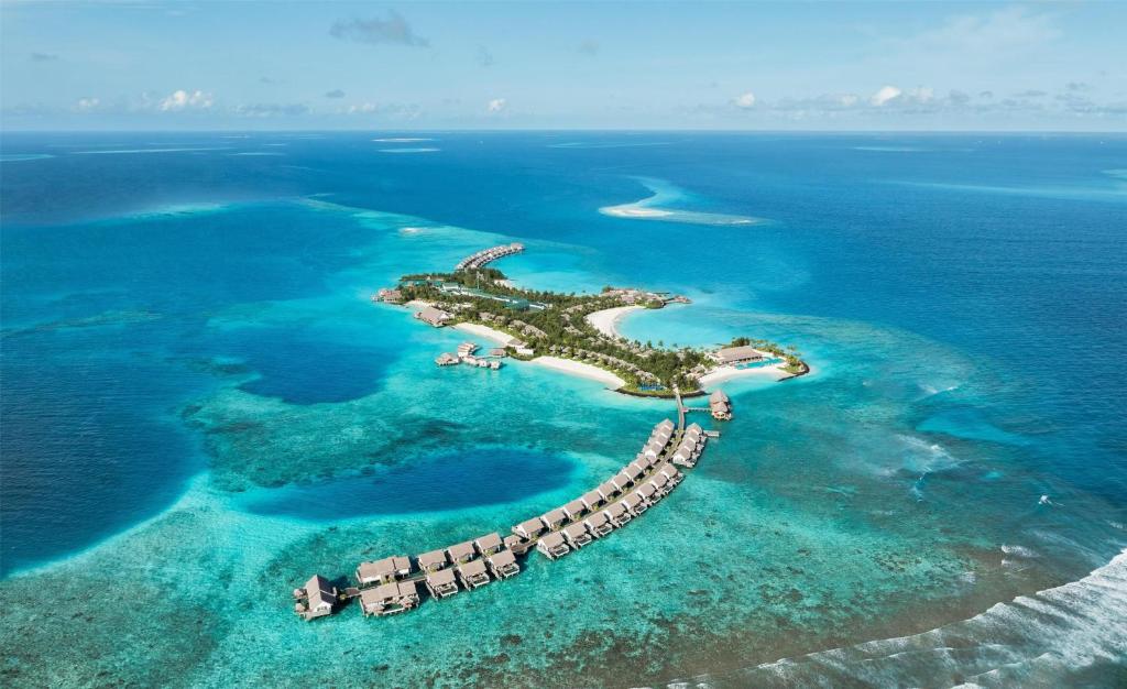 Hilton Maldives Amingiri Resort & Spa
