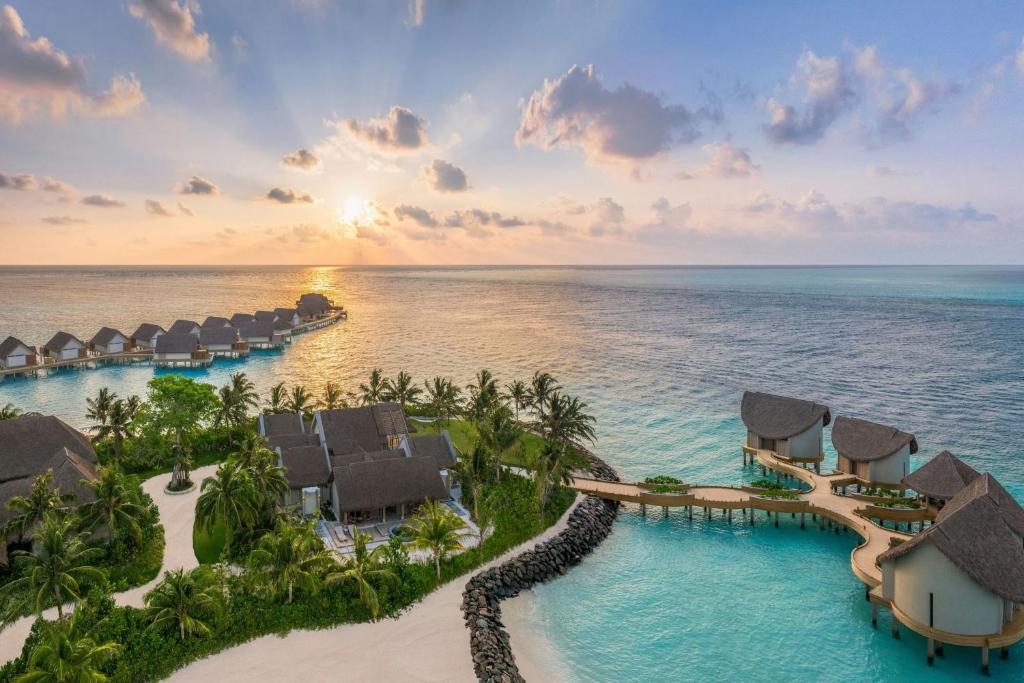 JW Marriott Kaafu Atoll Island Resort Maldives