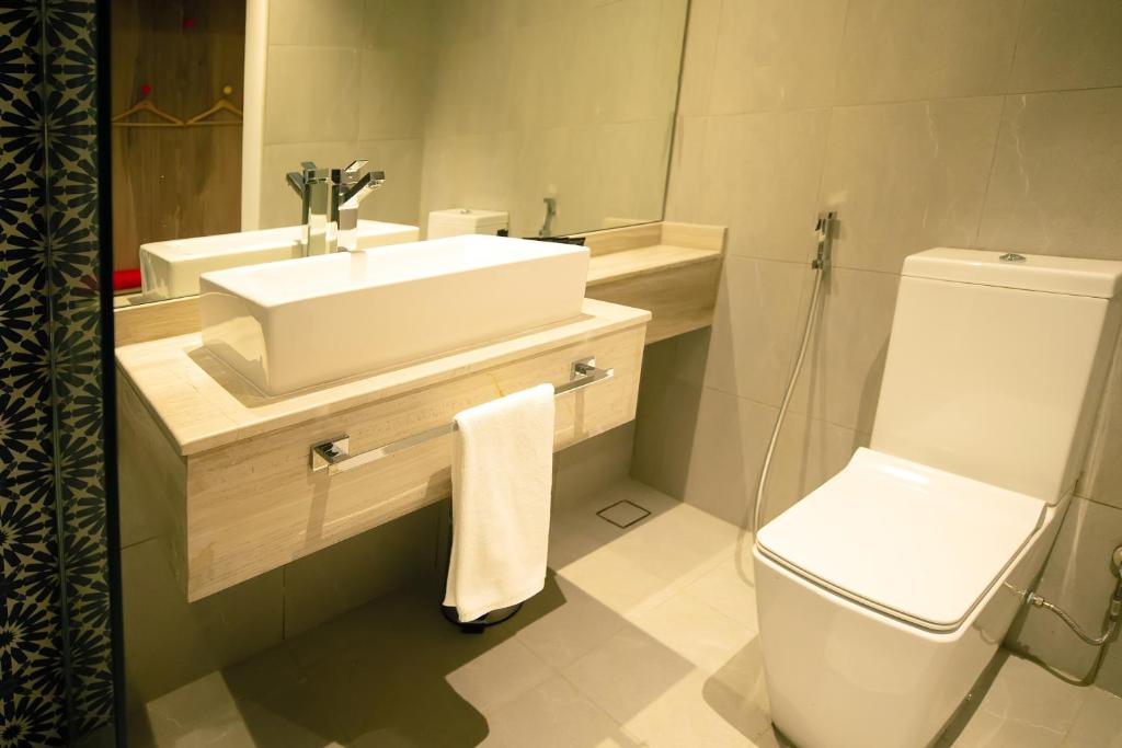 Hotel Grand Kingsgate Jaddaf Waterfront