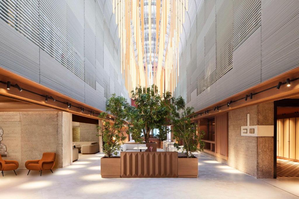 dal travel Hotel NH Collection Madrid Eurobuilding