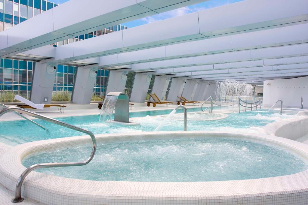 dal travel Hotel NH Collection Madrid Eurobuilding