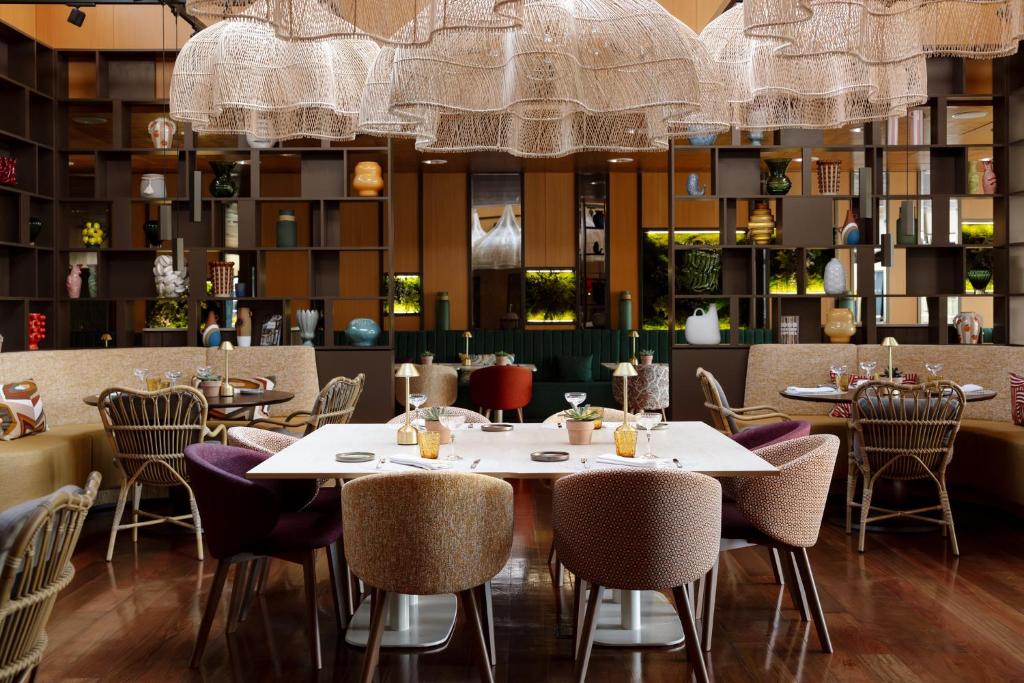 dal travel Crowne Plaza Madrid - Centre Retiro by IHG