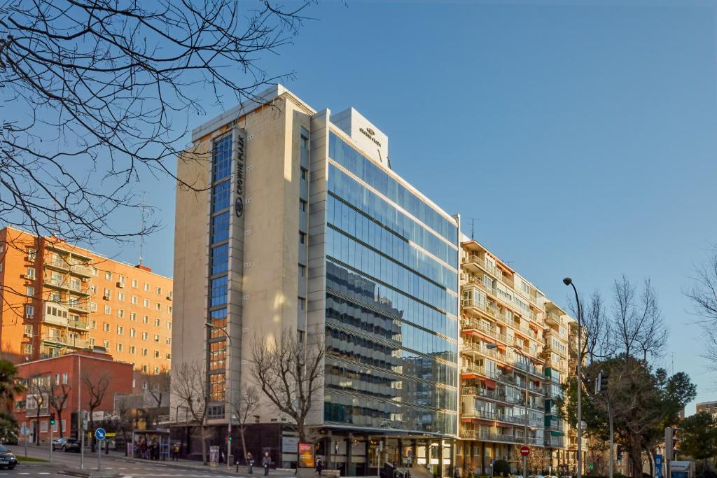 Sejur Madrid - Crowne Plaza Madrid - Centre Retiro by IHG, cu plecare din Bucuresti