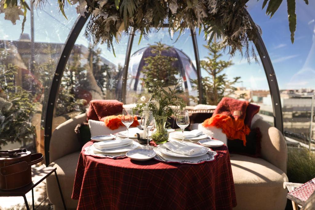dal travel Hotel BLESS Madrid - The Leading Hotels of the World