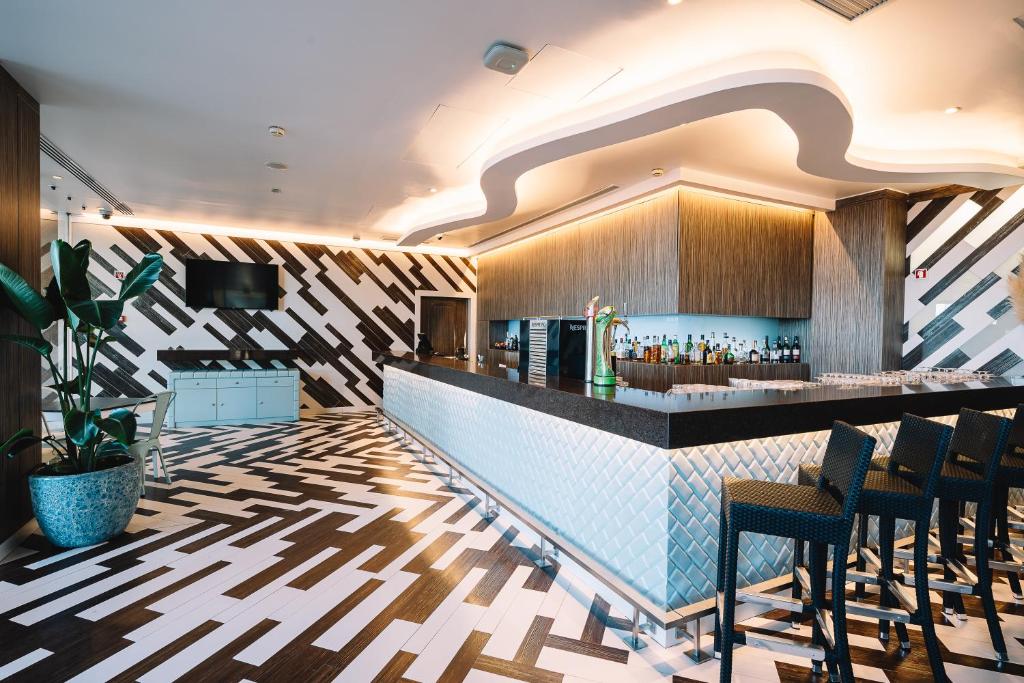 Real Marina Hotel & Spa