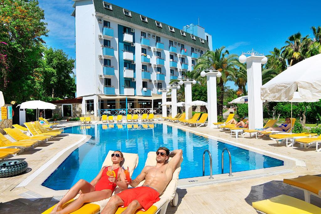 Hotel Club Aqua Plaza