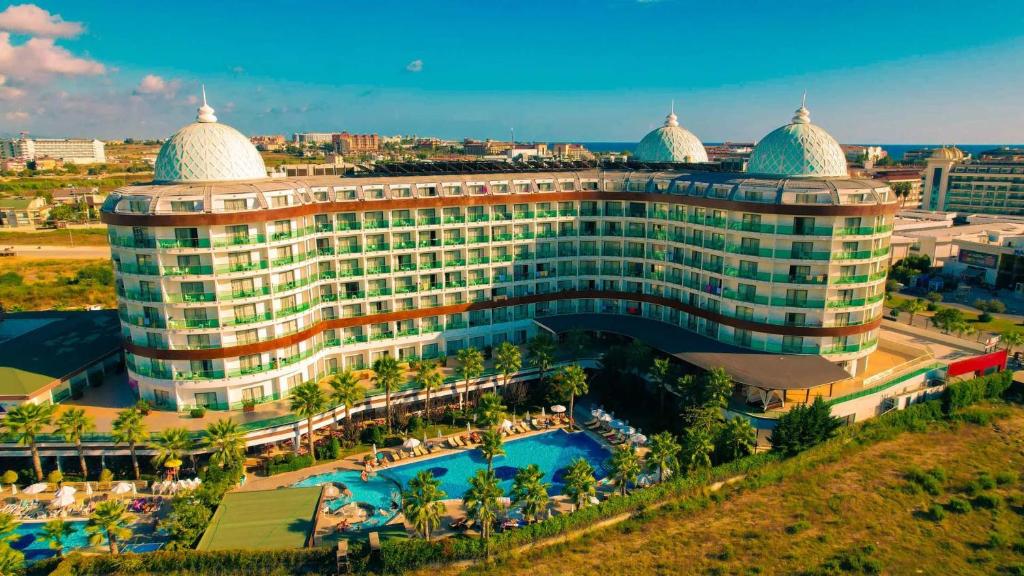 Dream World Aqua Resort