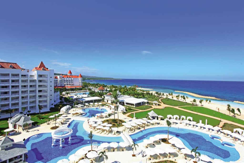 Bahia Principe Luxury Runaway Bay - Adults Only