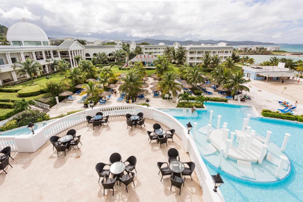 dal travel Grand Palladium Lady Hamilton Resort and Spa