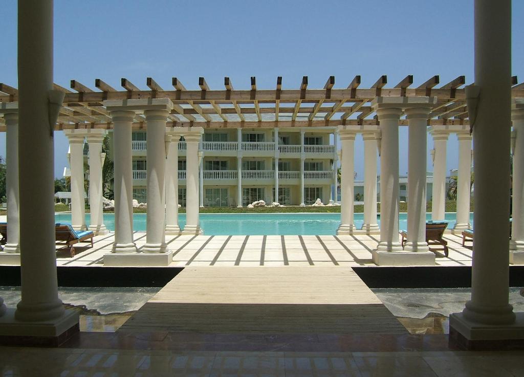 dal travel Grand Palladium Lady Hamilton Resort and Spa