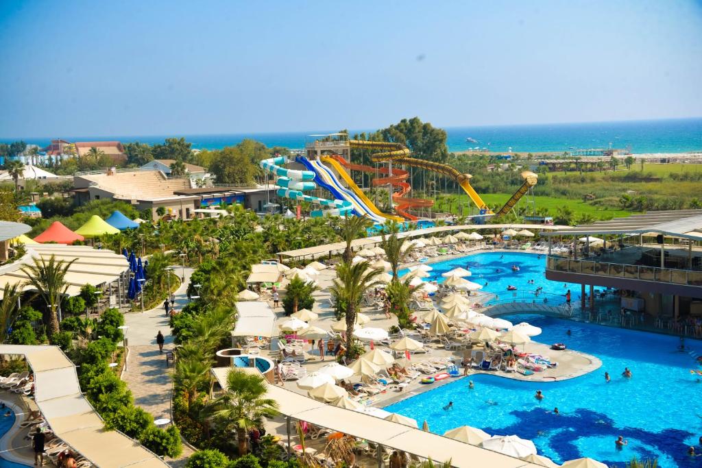Hotel Sunmelia Beach Resort