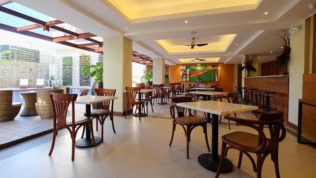 dal travel Altabriza Resort Boracay