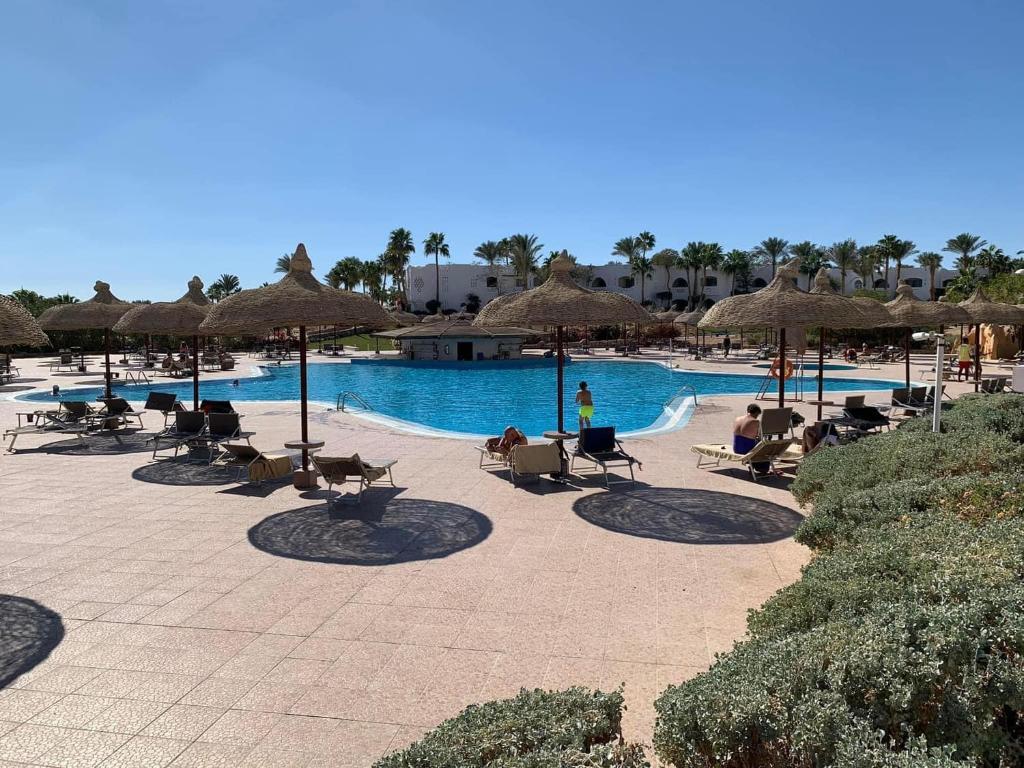 dal travel Domina Coral Bay Prestige Resort