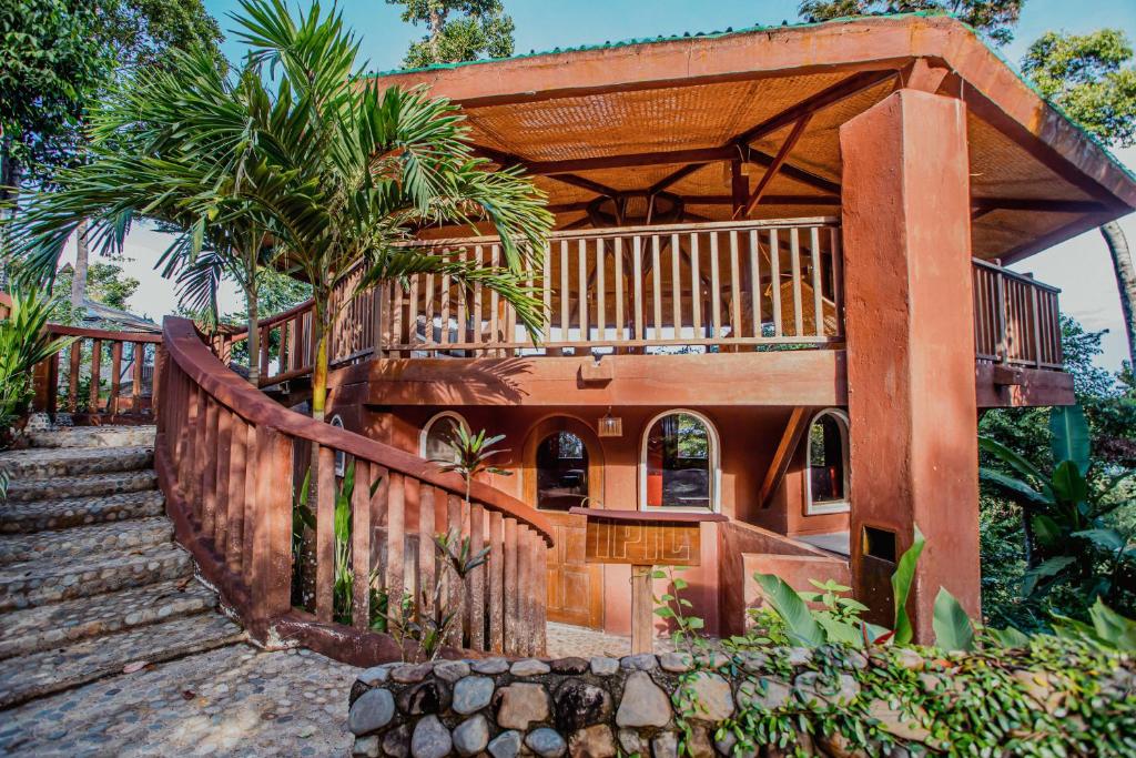 dal travel Hotel Atremaru Jungle Retreat