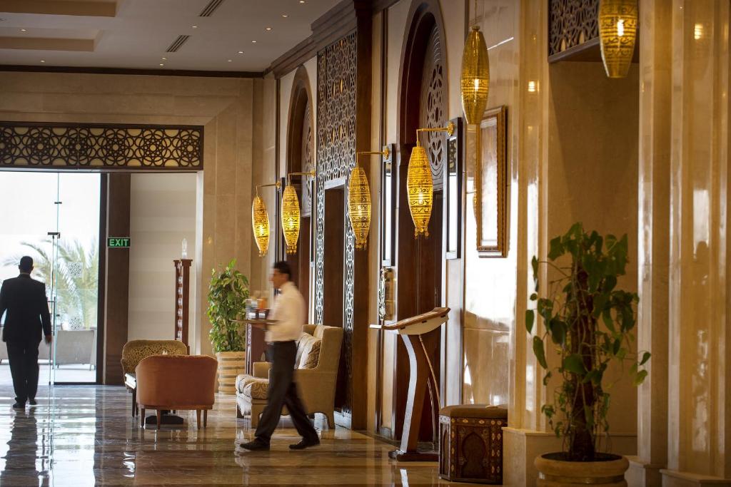 dal travel Sunrise Arabian Beach Resort