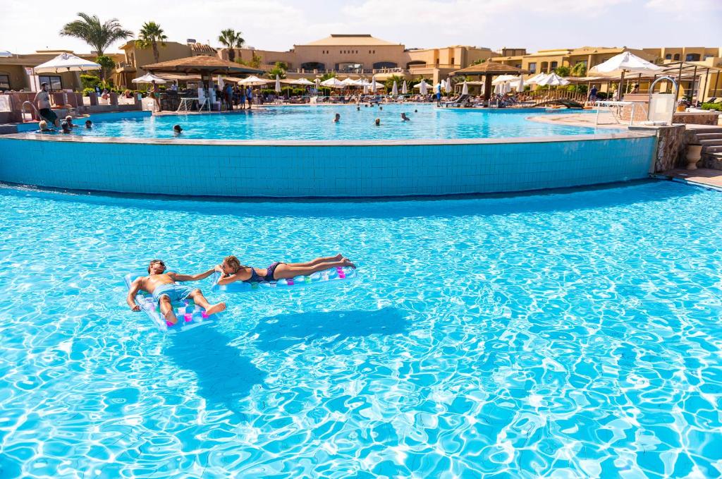 dal travel The Three Corners Fayrouz Plaza Beach Resort