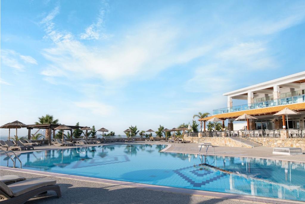 Hotel Grand Blue Beach