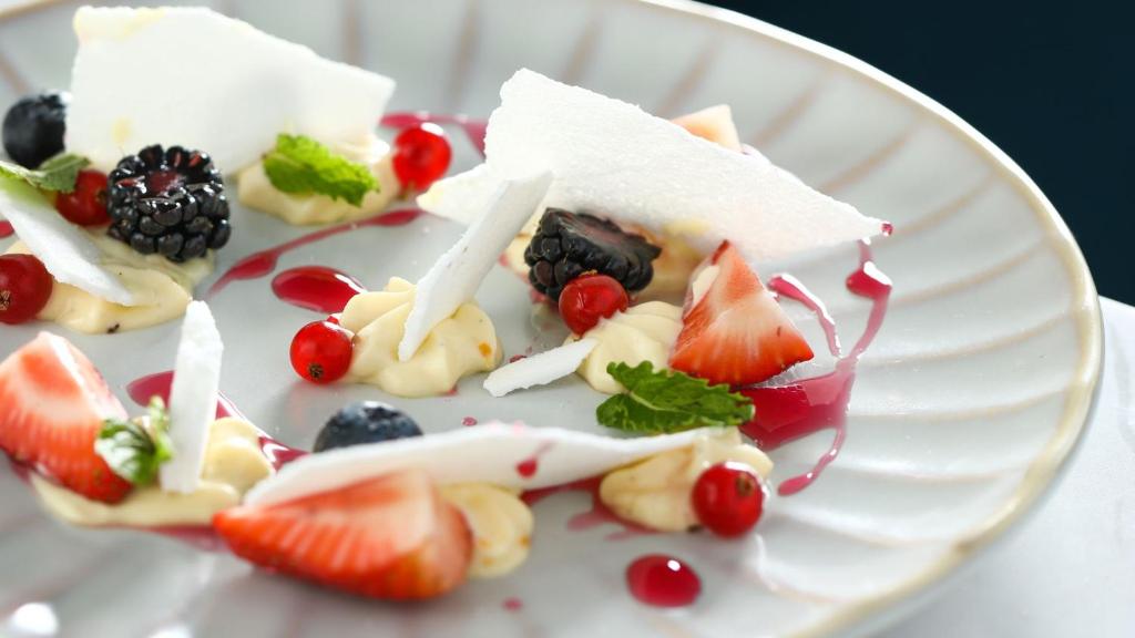 Hotel InterContinental Residences Dubai Business Bay, an IHG