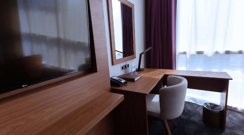 Hotel Park Regis Business Bay