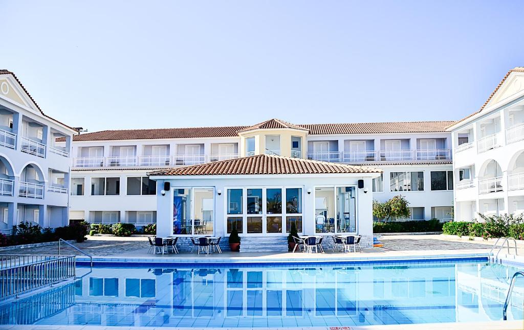 Hotel Meridien Beach