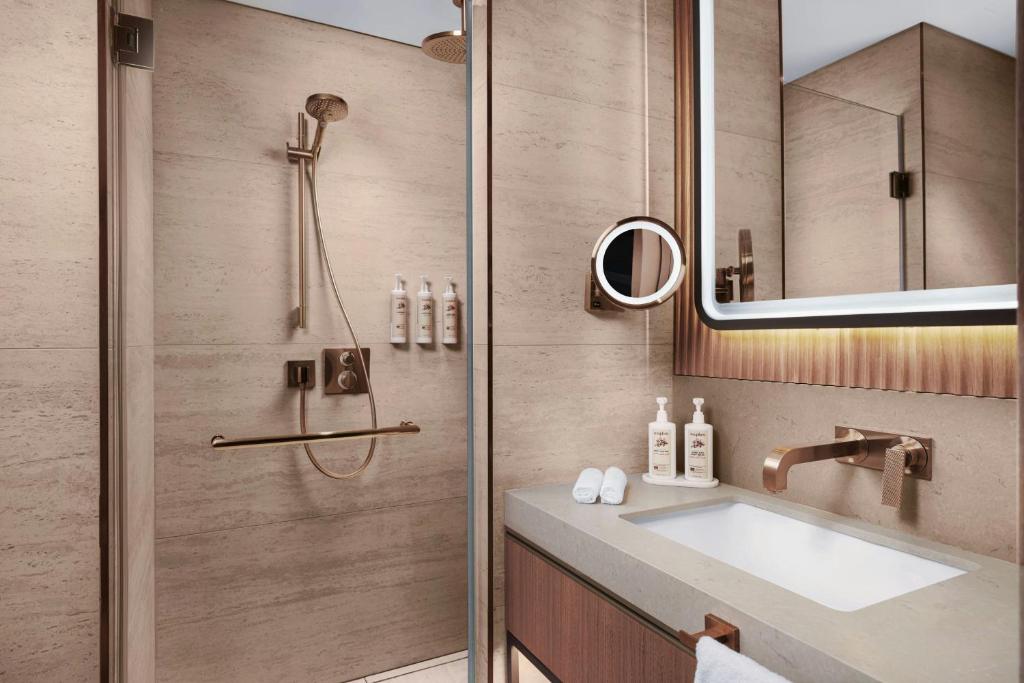 dal travel Delta Hotels by Marriott Istanbul Karakoy