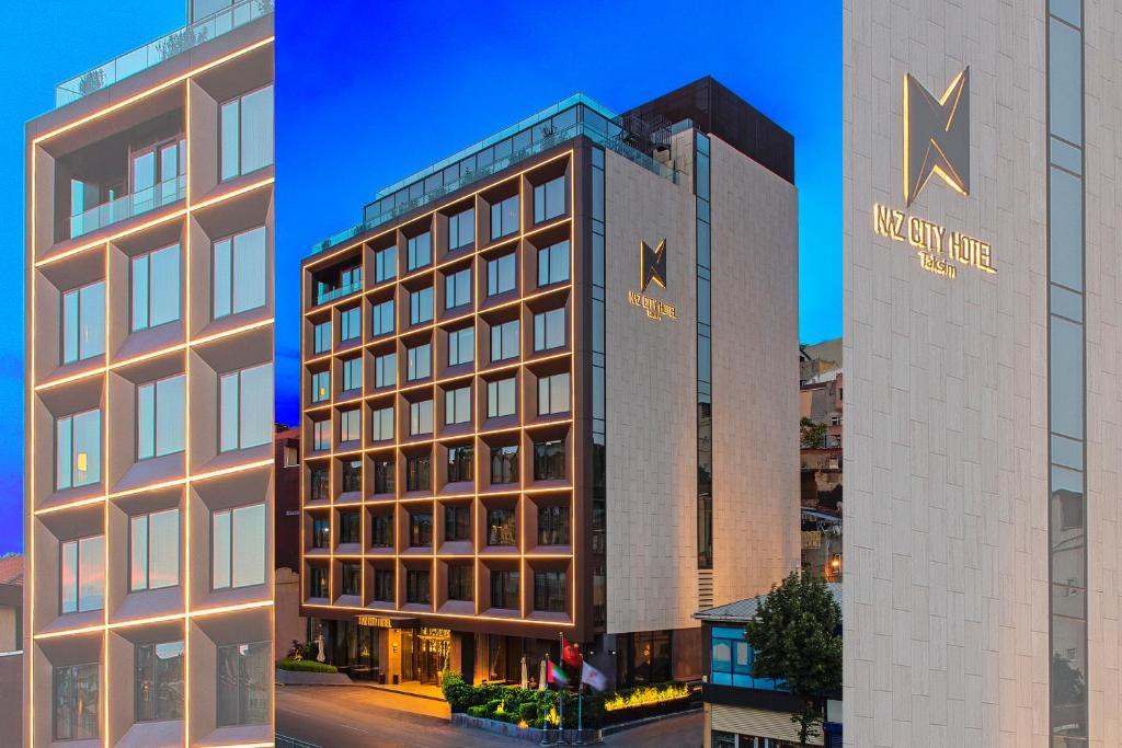 Hotel Naz City