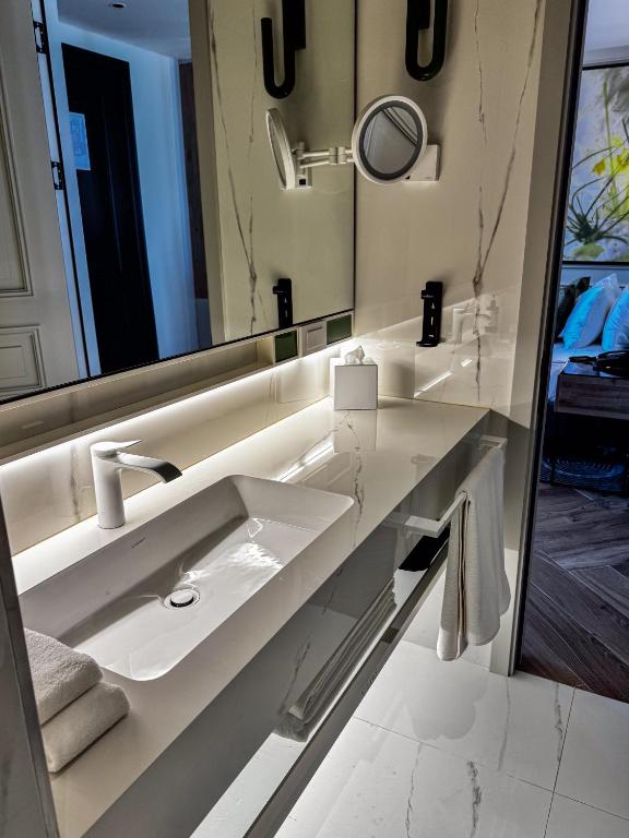 dal travel The Wings Hotels Pera