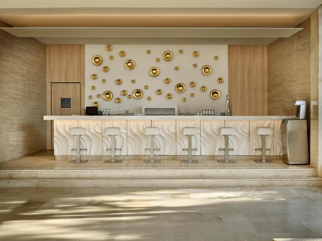 dal travel Hotel Atlantica Nissaki Beach