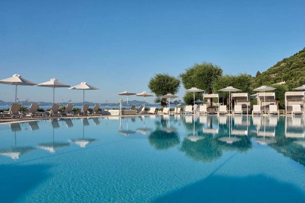 Hotel Atlantica Nissaki Beach