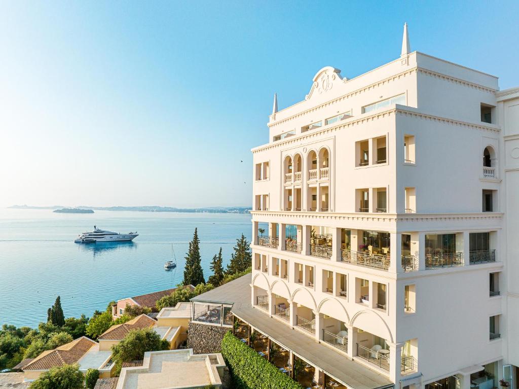 dal travel Grecotel Eva Palace Resort