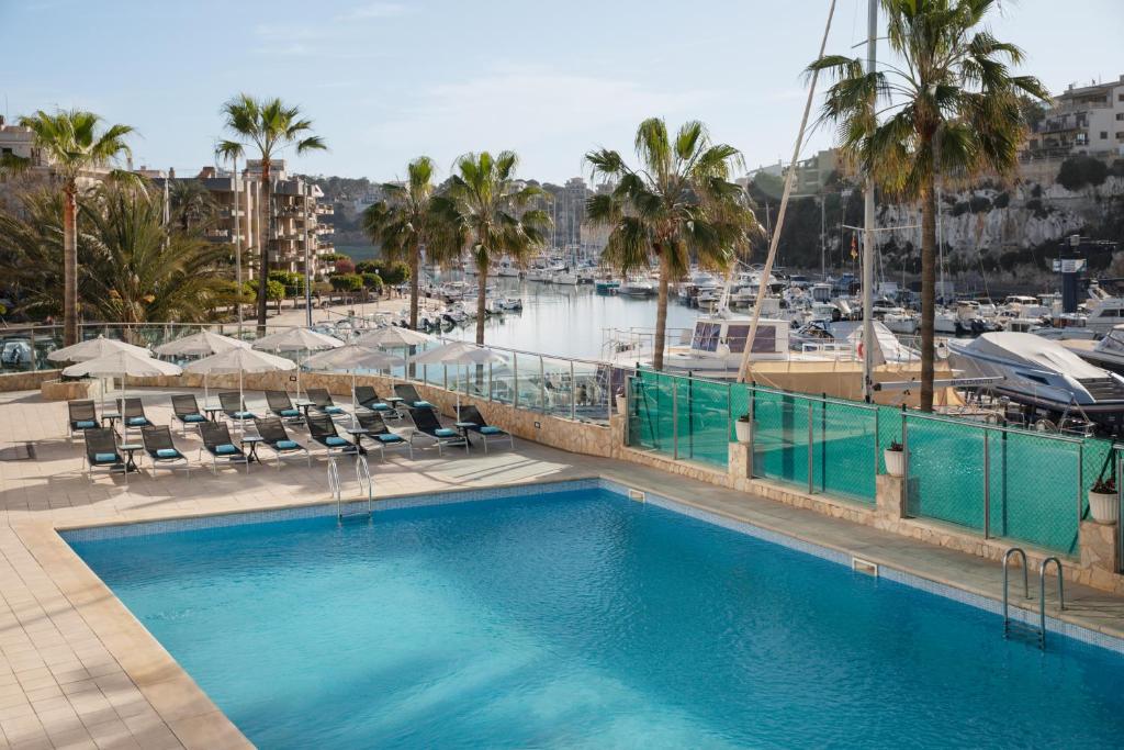 Portodrach Aparthotel & Suites