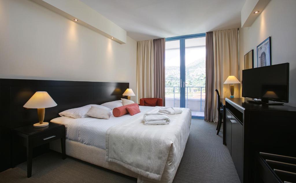 dal travel Hotel Admiral Grand