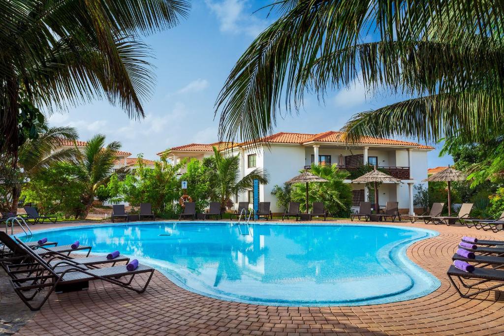 Melia Tortuga Beach Resort
