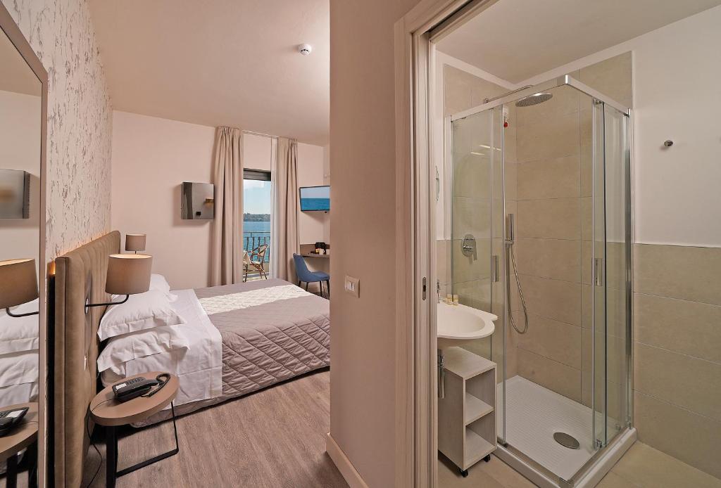 dal travel Hotel Du Lac Gardone Riviera