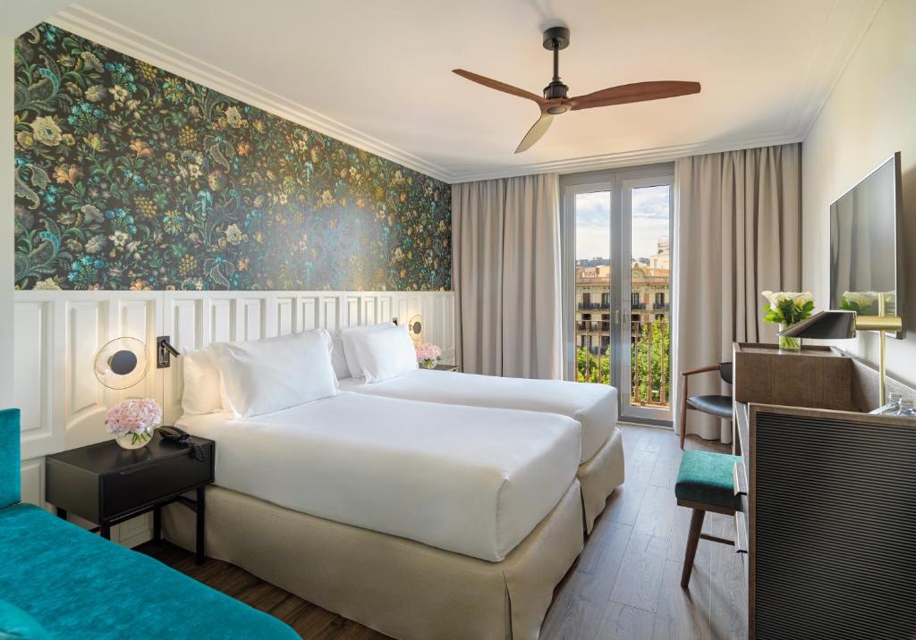 dal travel Hotel H10 Casanova